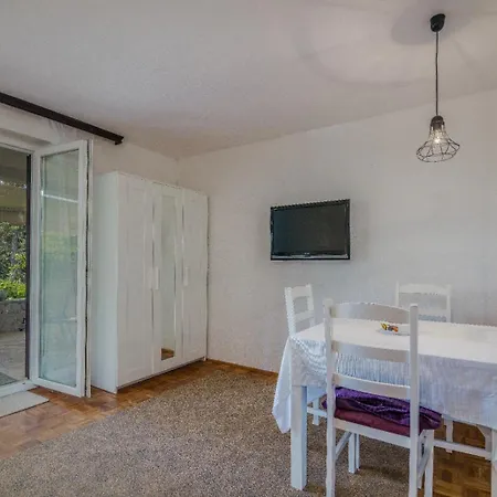 Nada Apartament